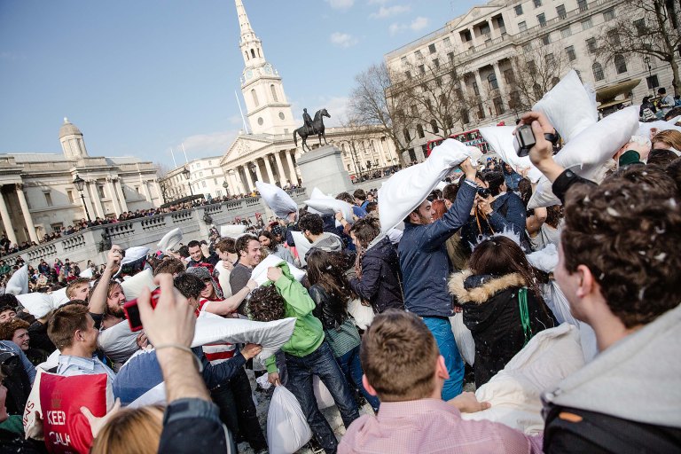 Pillow fight day London-11a