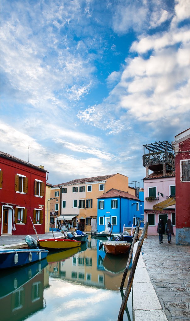 Burano vertical-cropped