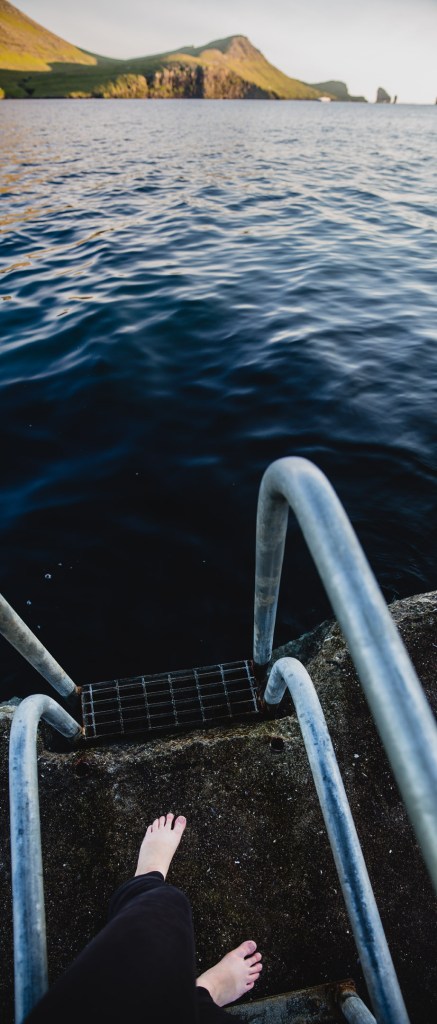 Step in the abyss-1 v2 LR