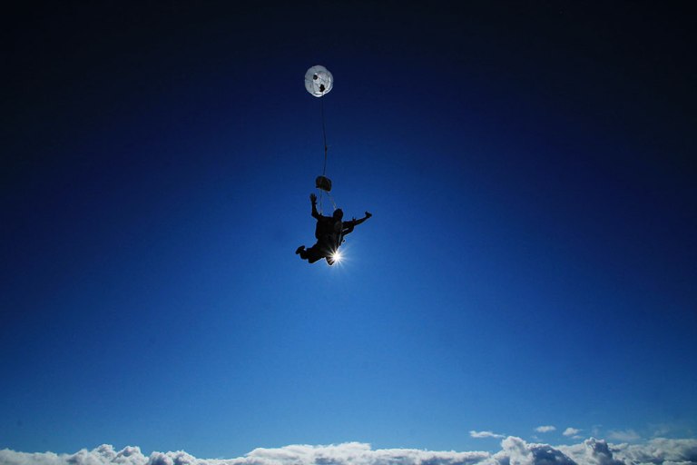 skydiving in queenstown