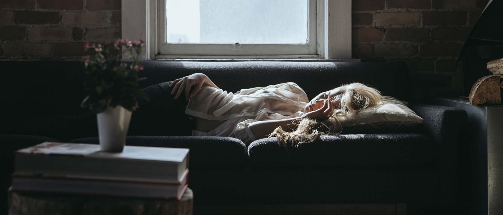 couchsurfing safe for women