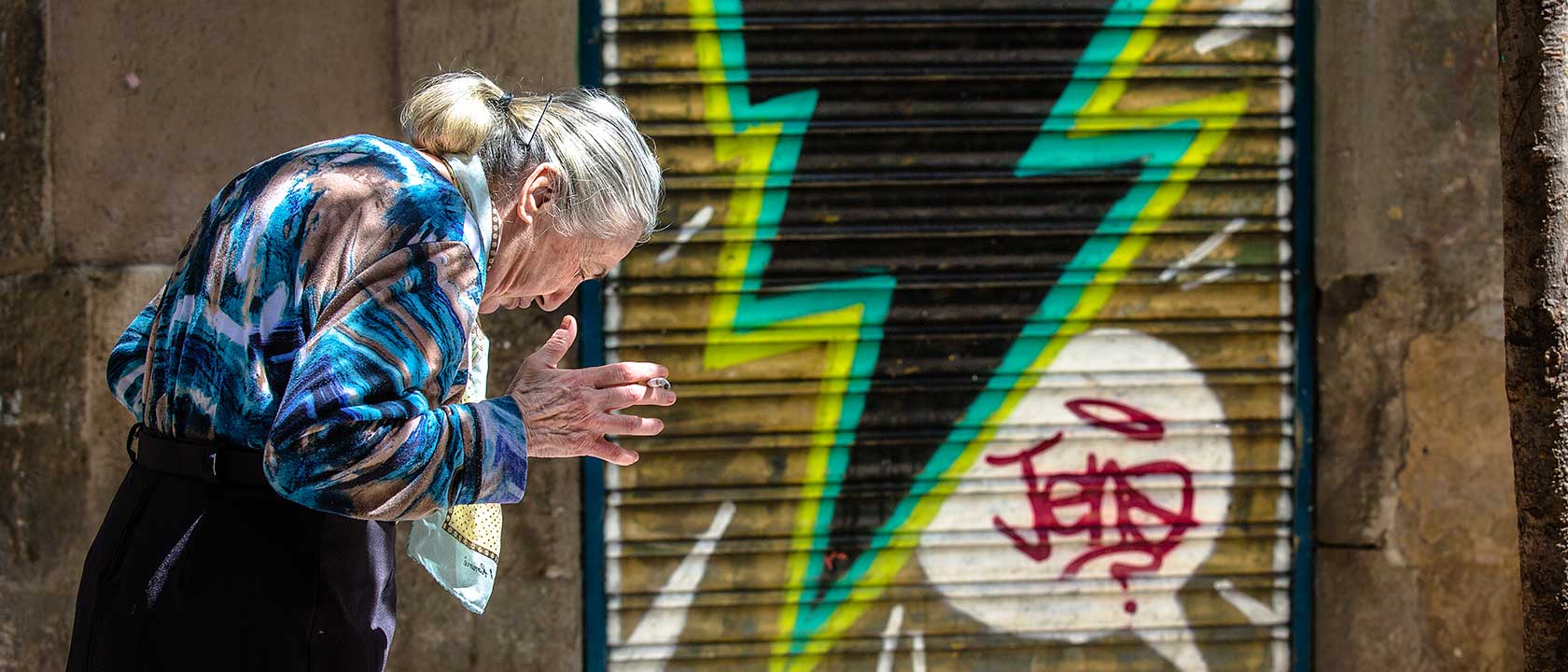 barcelona streets people